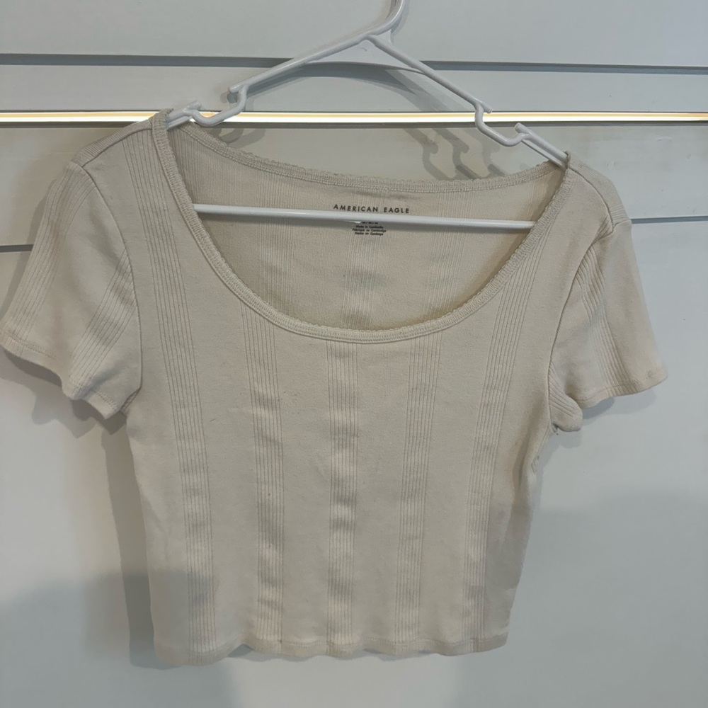American eagle cream crop top